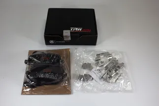 TRW Ultra Rear Disc Brake Pad Set - LR015519